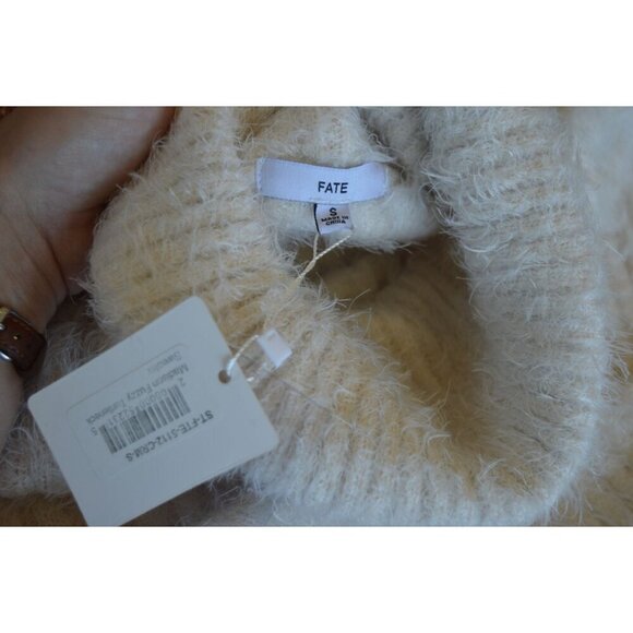 NWT Fate Fuzzy Off White Cowl Neck Sweater Women's Size Small Cozycore Fall Boho - Picture 6 of 7
